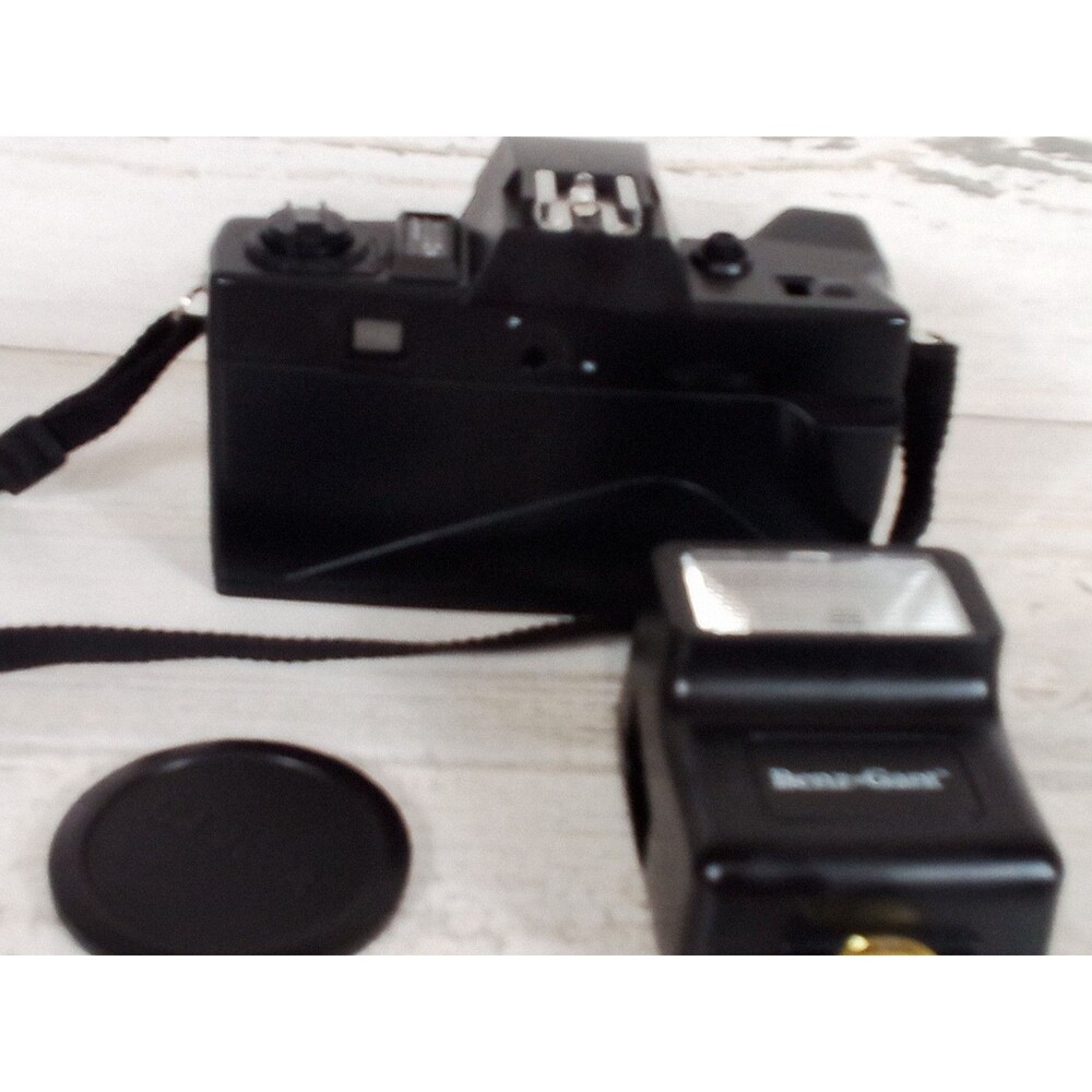 Benz-Gant Helio 3000T Camera With Flash Untested - Picture 14 of 16